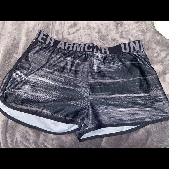 Under Armour Athletic Shorts *WITHOUT LINER - Picture 1 of 3